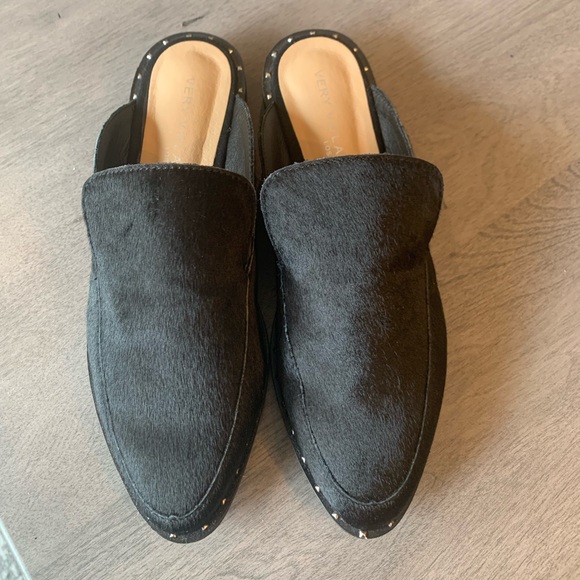 NWOT Black Calf Hair mules with silver stud detail. Sz 7.5 - Picture 10 of 15